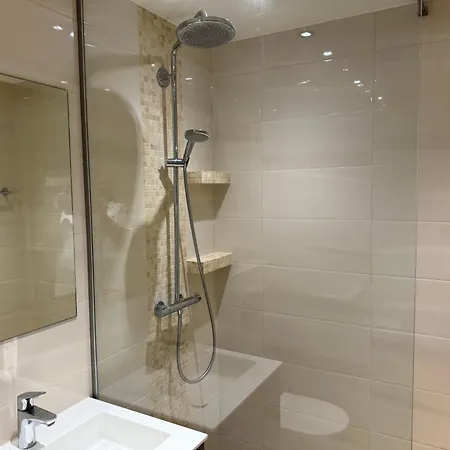 Parcs Du Plage 5 Min Pied Apartment *